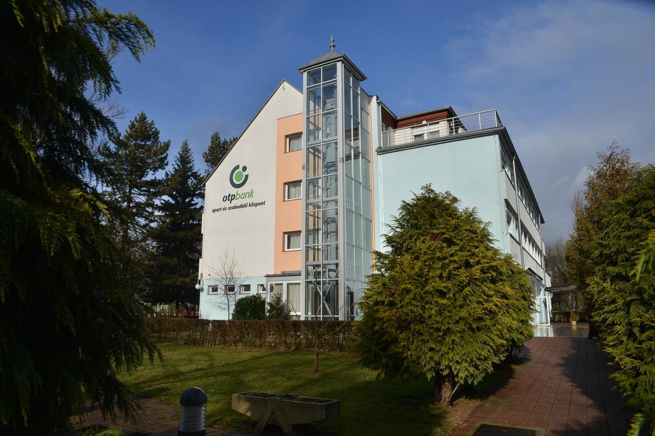 Otp Hotel Budapest Bagian luar foto