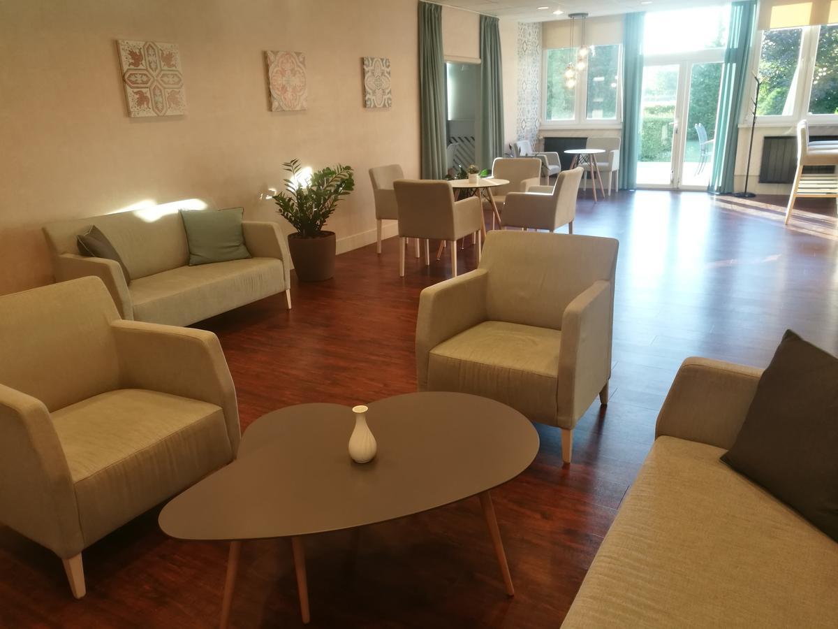 Otp Hotel Budapest Bagian luar foto