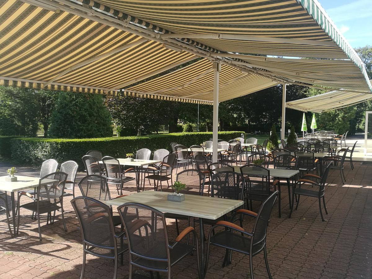 Otp Hotel Budapest Bagian luar foto