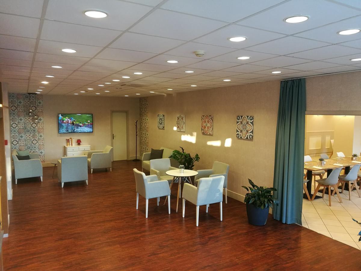 Otp Hotel Budapest Bagian luar foto