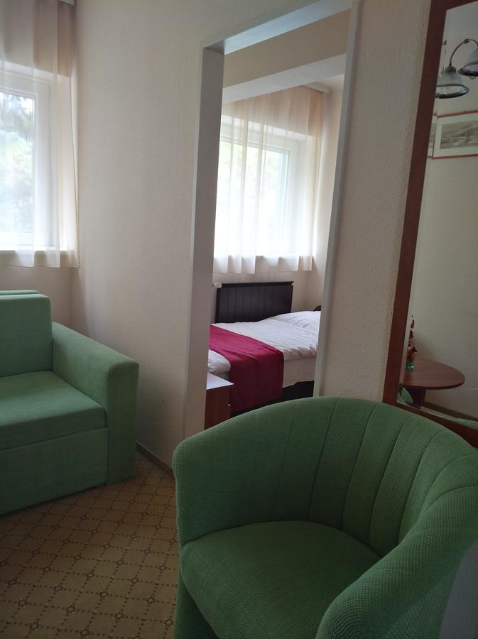 Otp Hotel Budapest Bagian luar foto