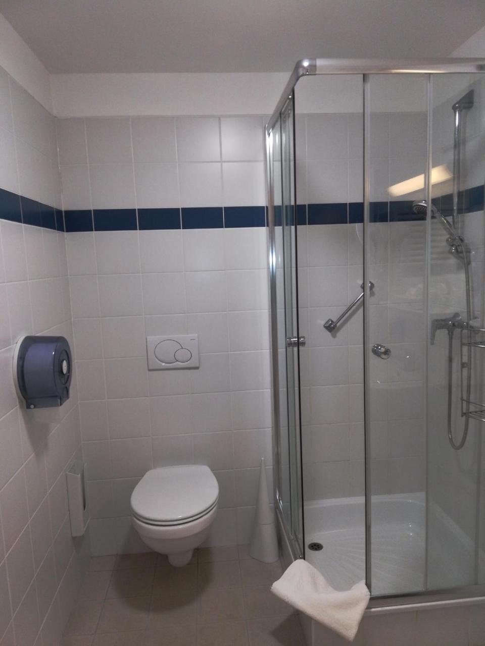 Otp Hotel Budapest Bagian luar foto